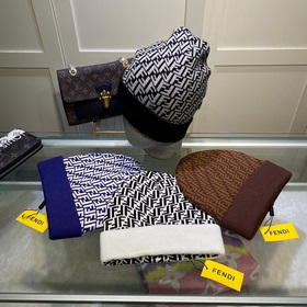 FENDI Оригинальная шапка с официального сайта Новинка [С любовью]