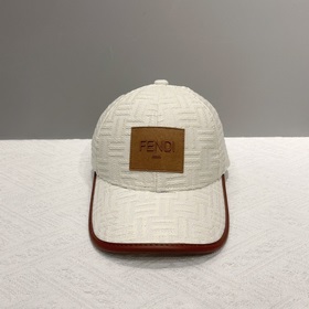 Бейсболка Fendi
