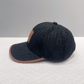 Бейсболка Fendi