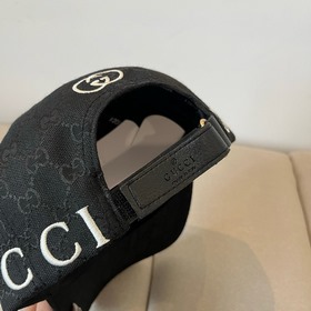 Бейсболка GUCCI, новинка на официальном сайте GUCCI, бейсболка, о