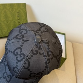 Бейсболка GUCCI, новинка на официальном сайте GUCCI, бейсболка, о