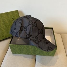 Бейсболка GUCCI, новинка на официальном сайте GUCCI, бейсболка, о