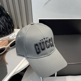 GUCCI бейсболка. Новинка на официальном сайте Gucci. Бейсболка Gu