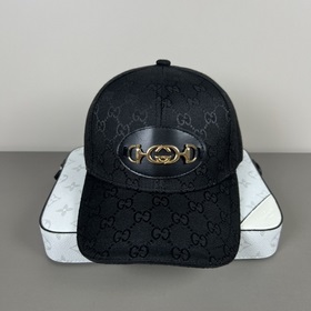 Бейсболка GUCCI, новинка на официальном сайте GUCCI, бейсболка, о