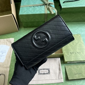 Длинный кошелек из серии Gucci Blondie. Серия Gucci Blondie сочет