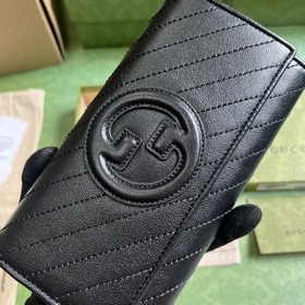 Длинный кошелек из серии Gucci Blondie. Серия Gucci Blondie сочет