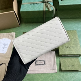 Длинный кошелек из серии Gucci Blondie. Серия Gucci Blondie сочет