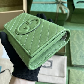 Длинный кошелек из серии Gucci Blondie. Серия Gucci Blondie сочет