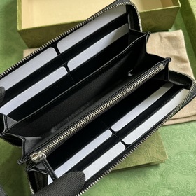 Кошелек с полной застежкой-молнией из серии Gucci Blondie. Серия 