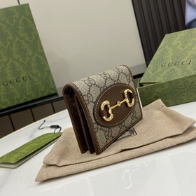 Карман для карт Gucci Horsebit 1955. В коллекции ранней осени 202
