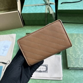 Кошелек из серии Gucci Blondie. Серия Gucci Blondie сочетает в се