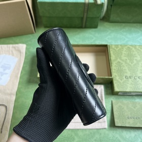 Кошелек из серии Gucci Blondie. Серия Gucci Blondie сочетает в се