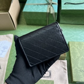 Карман для карт из серии Gucci Blondie. Серия Gucci Blondie сочет