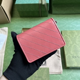 Карман для карт из серии Gucci Blondie. Серия Gucci Blondie сочет
