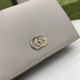 Новинка Карман для карт из серии GG Marmont. Этот карман для карт