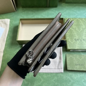 Кошелек из серии Gucci Blondie. Серия Gucci Blondie сочетает в се