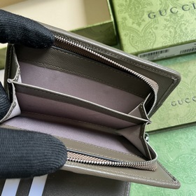 Кошелек из серии Gucci Blondie. Серия Gucci Blondie сочетает в се