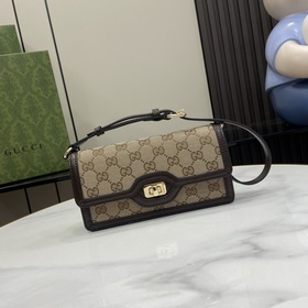 Новинка Мини-сумка через плечо из серии Gucci Luce. Сумкиз серии