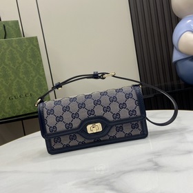 Новинка Мини-сумка через плечо из серии Gucci Luce. Сумкиз серии