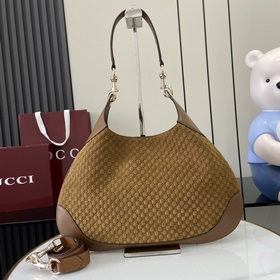 Новинка Представляем сумку Gucci Body с двойной застежкой, вдохно