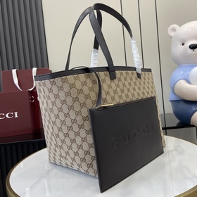 Новая модель Средняя сумка-тоут из серии Gucci Totissima Этот акс