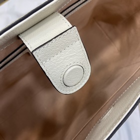 «В комплекте с оригинальной экологичной упаковкой» Ophidia «Gucci