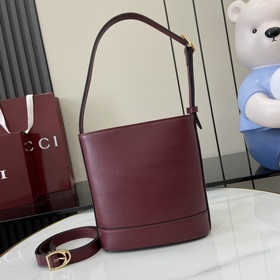 Новинка В весенне-летней коллекции 2025 года серия Gucci 73 черпа