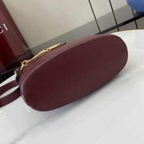 Новинка В весенне-летней коллекции 2025 года серия Gucci 73 черпа