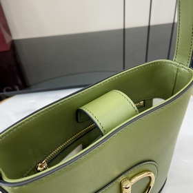 Новинка В весенне-летней коллекции 2025 года серия Gucci 73 черпа