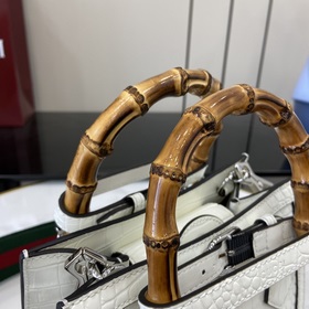 Новая модель Новая модель GUCCI, качество как в фирменном магазин
