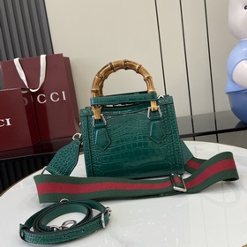 Новая модель Новая модель GUCCI, качество как в фирменном магазин