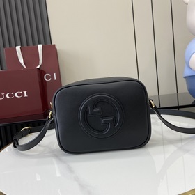 Новинка Мини-сумка через плечо из серии Gucci Blondie Новая сумка