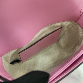 Новинка Мини-сумка Gucci Horsebit 1955. Серия Gucci Horsebit 1955