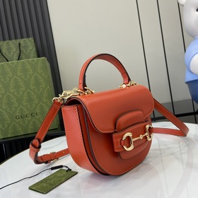 Новинка Мини-сумка Gucci Horsebit 1955. Серия Gucci Horsebit 1955