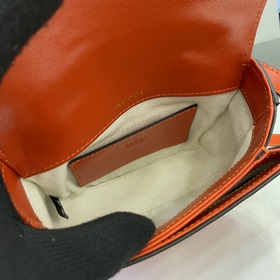 Новинка Мини-сумка Gucci Horsebit 1955. Серия Gucci Horsebit 1955