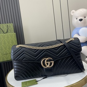 Новинка Серия GG Marmont подчеркивает изысканную кожу в темных то