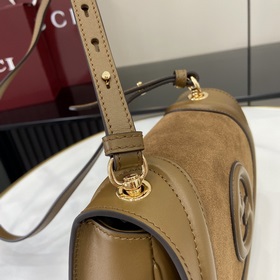Новая модель Мини-сумка через плечо из серии Gucci Blondie Новая 