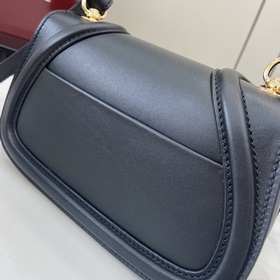 Новая модель Мини-сумка через плечо из серии Gucci Blondie Новая 