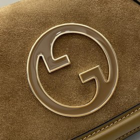 Новая модель Мини-сумка через плечо из серии Gucci Blondie Новая 