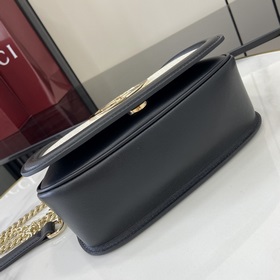 Новая модель Мини-сумка через плечо из серии Gucci Blondie Новая 