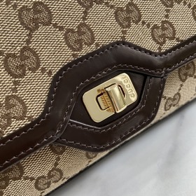 【Новинка】 Маленькая сумка через плечо из серии Gucci Luce. Сумкиз
