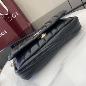 Новая модель GG Milano серия маленьких сумок Во время Недели моды