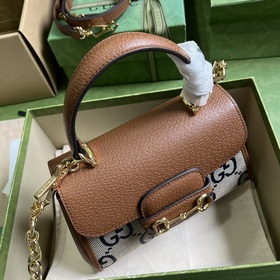 Мини-сумка из серии Gucci Horsebit 1955. Серия Gucci Horsebit 195