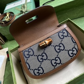 Сумка Gucci Bamboo 1947 из серии Bamboo — это классический элемен