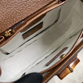 Сумка Gucci Bamboo 1947 из серии Bamboo — это классический элемен
