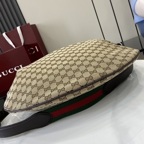 Новая модель Сумка через плечо Gucci Body с двойной застежкой В р