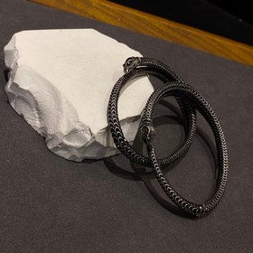Gucci Змеевидный браслет из чистого серебра с изящной гравировкой