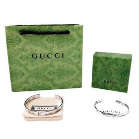 Браслеты GUCCI для влюбленных «Любовь без страха», такие же носят