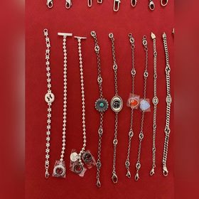 Коллекция браслетов Gucci Коллекция серебряных браслетов Gucci; П