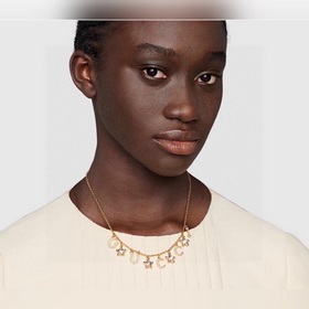 Ожерелье Gucci. Модный аксессуар, который отличается не только ст